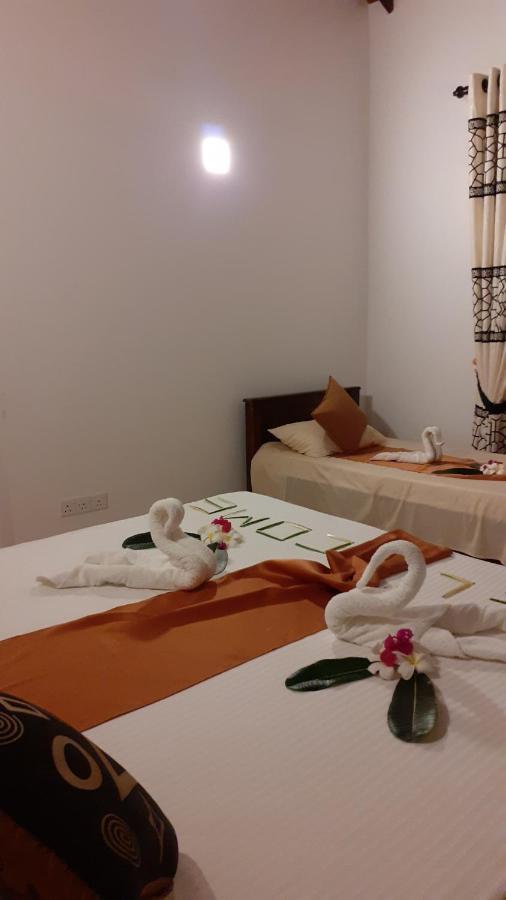 Nirukthie Beach Resort & Restaurant Kalpitiya Buitenkant foto